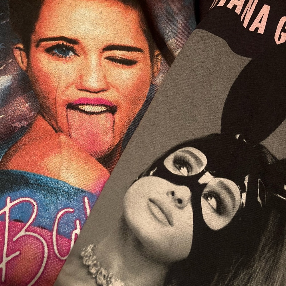 Bundle Of Miley Cyrus Ariana Grande Shirts Music 2017 2014 Bangerz Dangerous Med